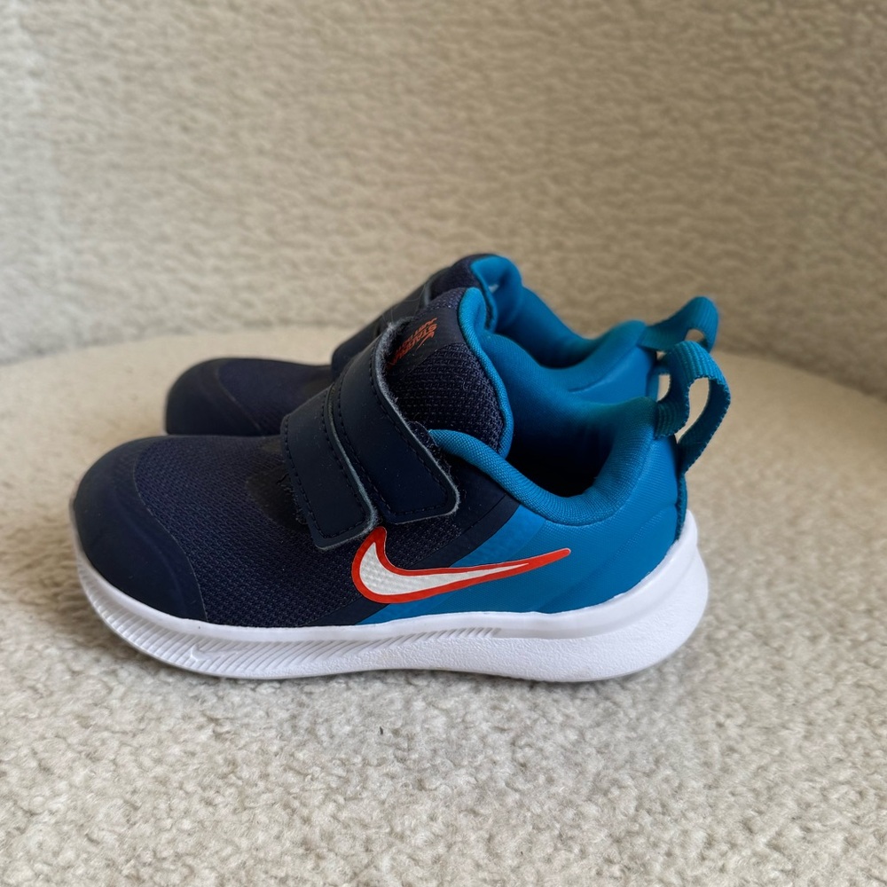 Nike Kids Navy Blue Sneakers | 6C - Picture 5 of 9